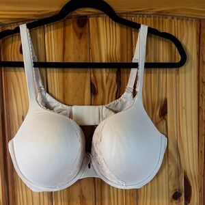 Victoria's Secret Soft Cream Bra with Lace Detail